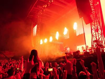 martin garrix performs in Kosovo